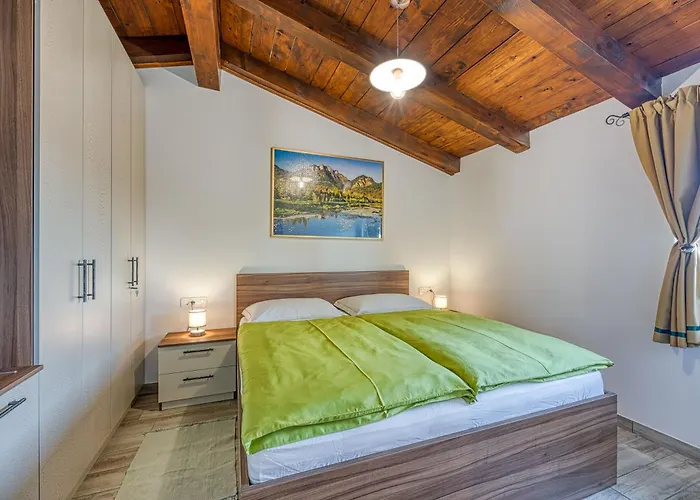 Tourist Farm Tonin - 3 - Happy