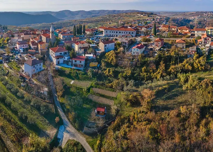 Tourist Farm Tonin - 3 - Happy